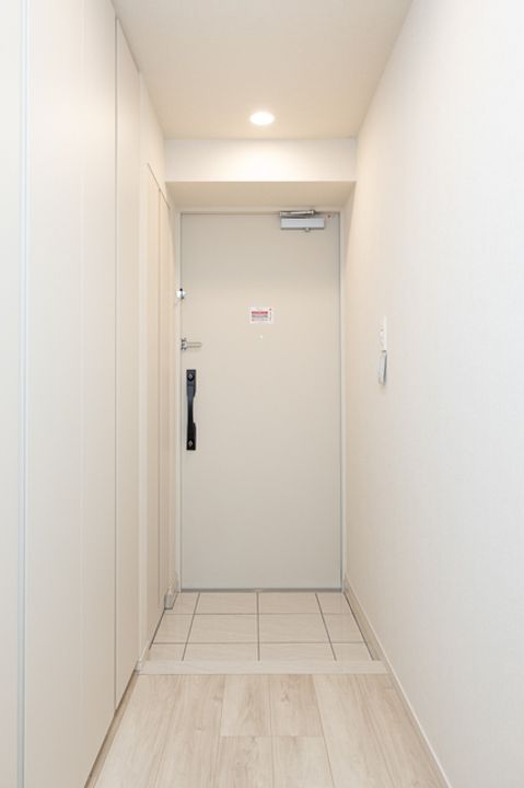 東京都北区東十条3(マンション)の賃貸物件の玄関