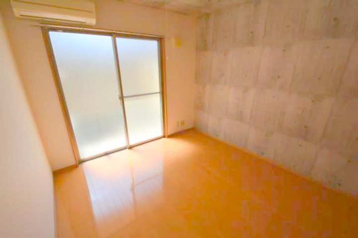 セレブ上小阪の居間