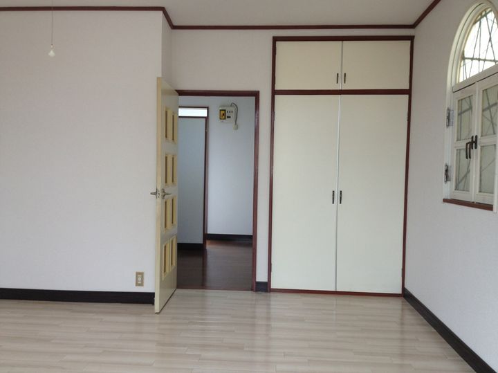 メゾン-トモ Aの居間