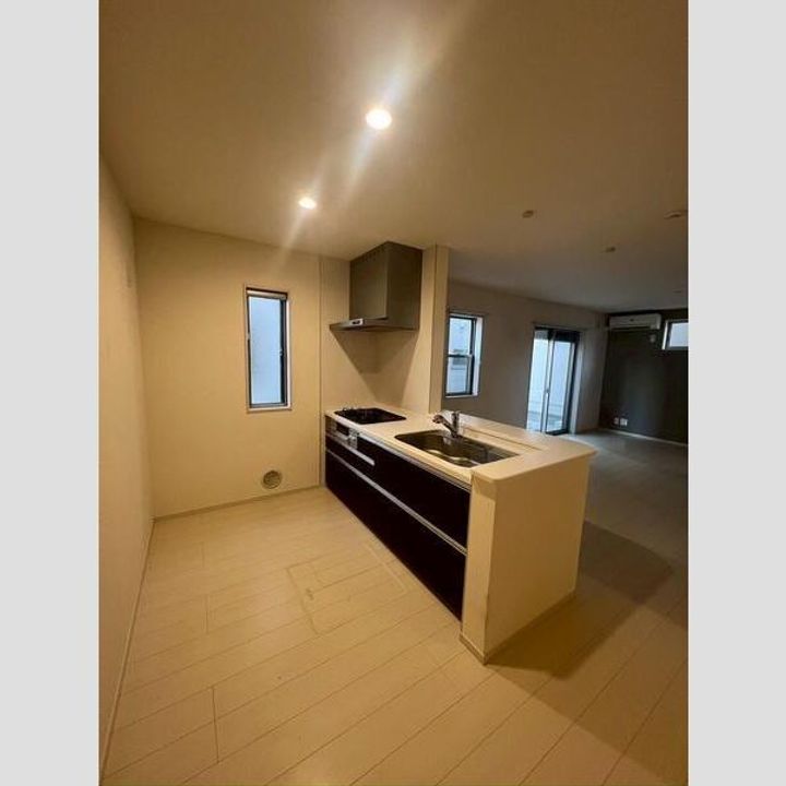 埼玉県春日部市八丁目(一戸建)の賃貸物件の居間