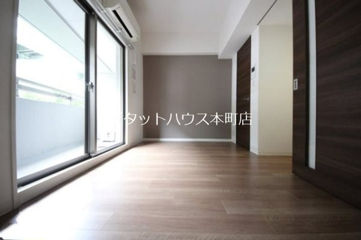 大阪府大阪市西区江之子島1(マンション)の賃貸物件の居間