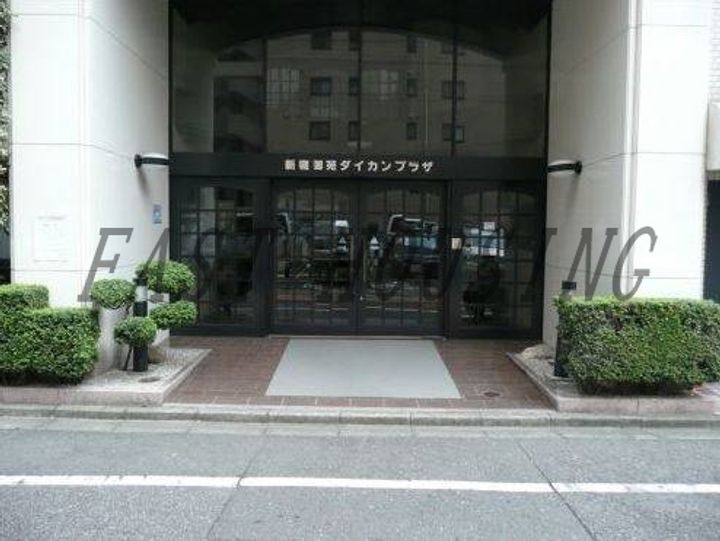 東京都新宿区新宿1(マンション)の賃貸物件の地図