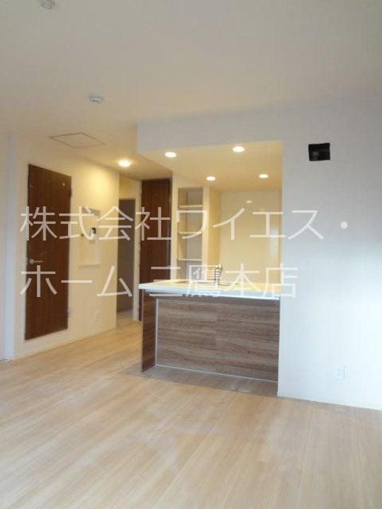 東京都三鷹市北野1(アパート)の賃貸物件の居間