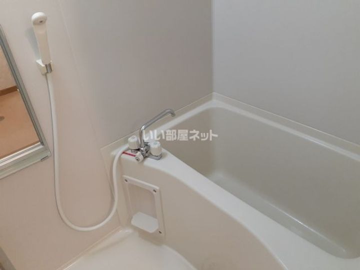 ピースタウン ヴァリアントの風呂