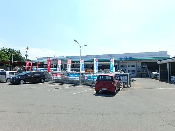 モナルナ グランデの周辺