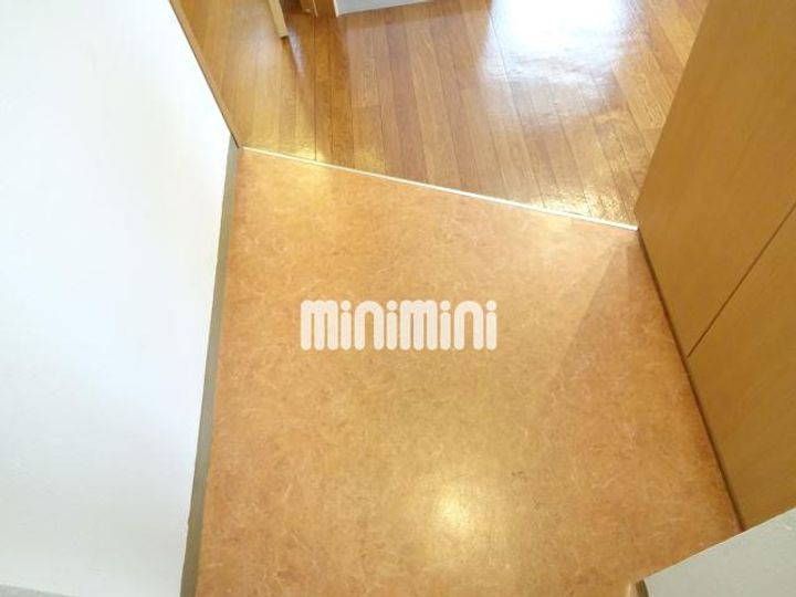 高砂サニーコーポの玄関