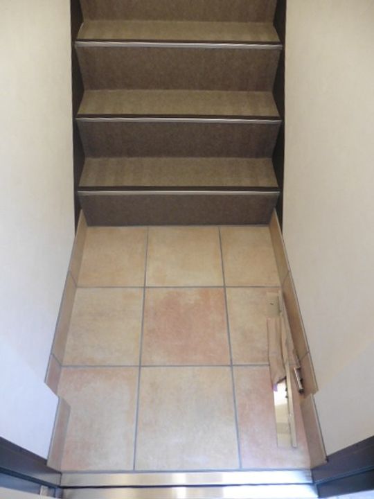 プライベートプレイス広尾の玄関