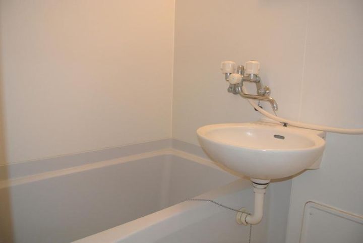 レオパレスセレーノの風呂