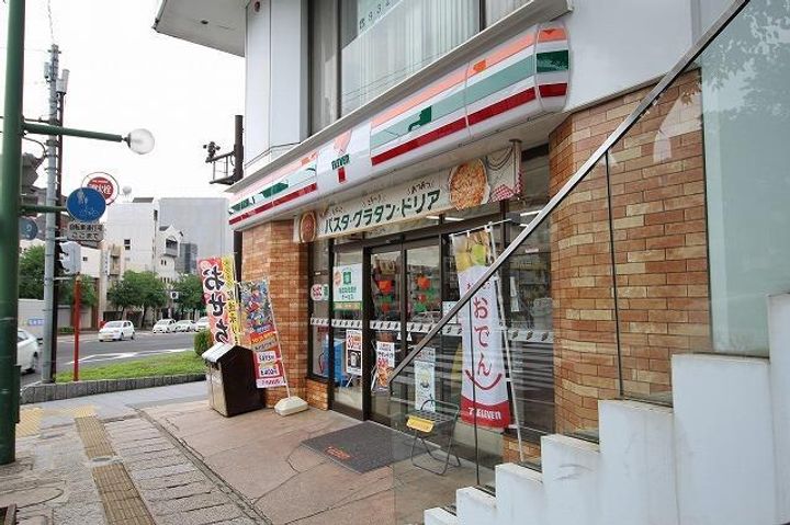 諏訪マンションの周辺