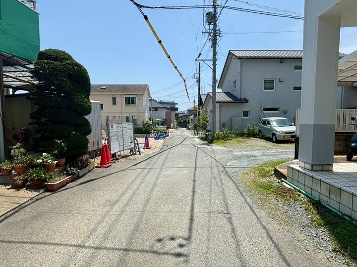 静岡県浜松市中央区広沢2(アパート)の賃貸物件の玄関