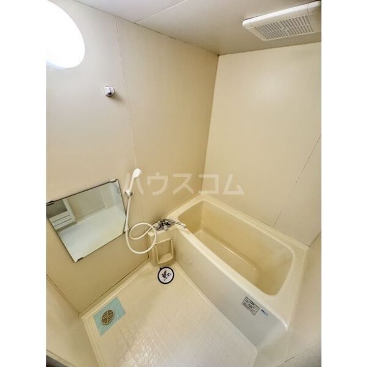 ユーミーローズの風呂