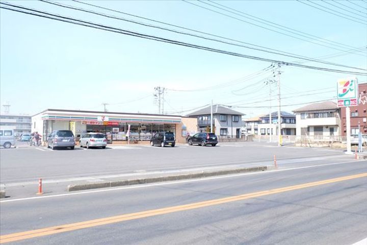 ユーミーローズの周辺