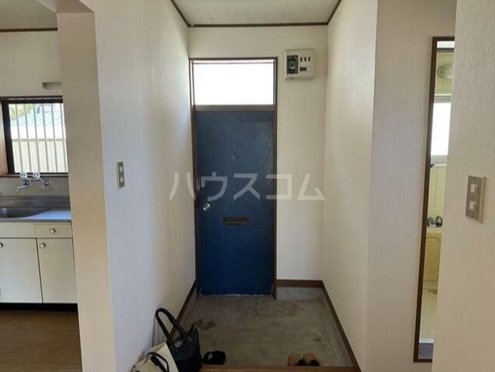 日吉ハイツの玄関