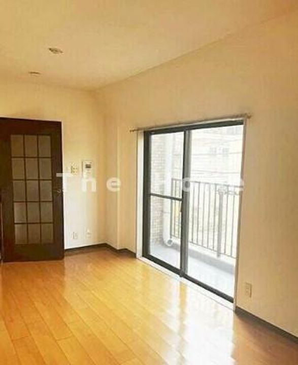 東京都中野区大和町2(マンション)の賃貸物件の居間