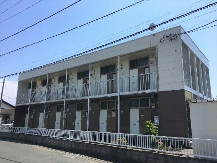 レオパレスボヌールエスパースAの外観