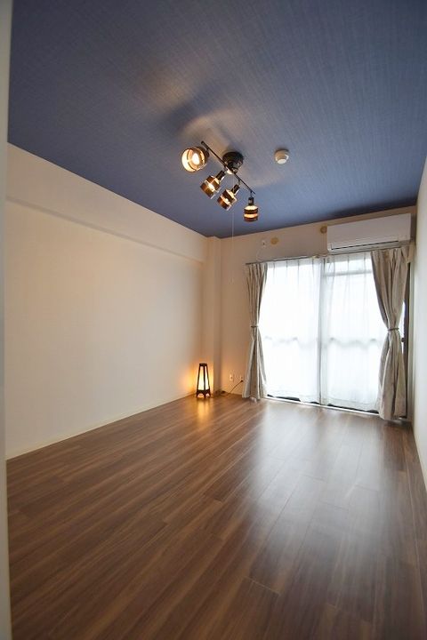 広島県広島市西区庚午南2(マンション)の賃貸物件の居間