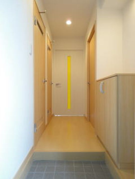 グレイスコート高嶺の玄関