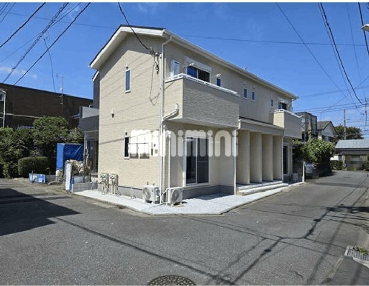 ローズビブレ小山の外観
