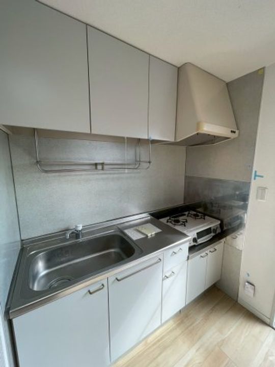 フォンテーヌ宮ノ陣II B棟のキッチン