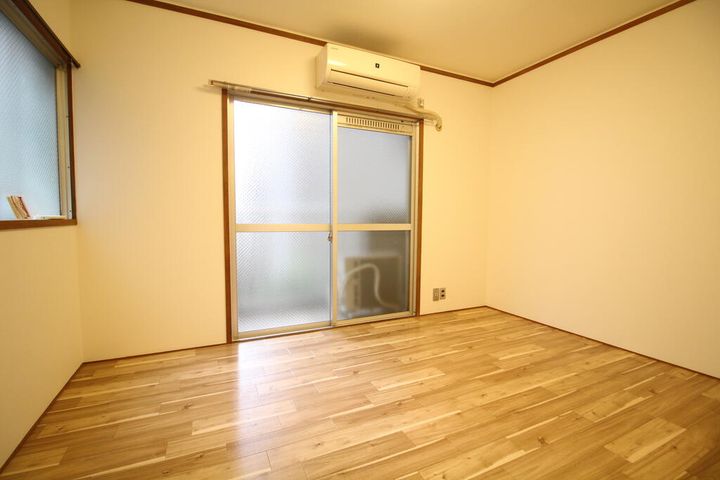 パーソナルハイツ御影の居間