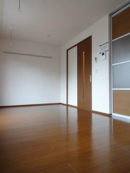 東京都三鷹市野崎3(アパート)の賃貸物件の居間