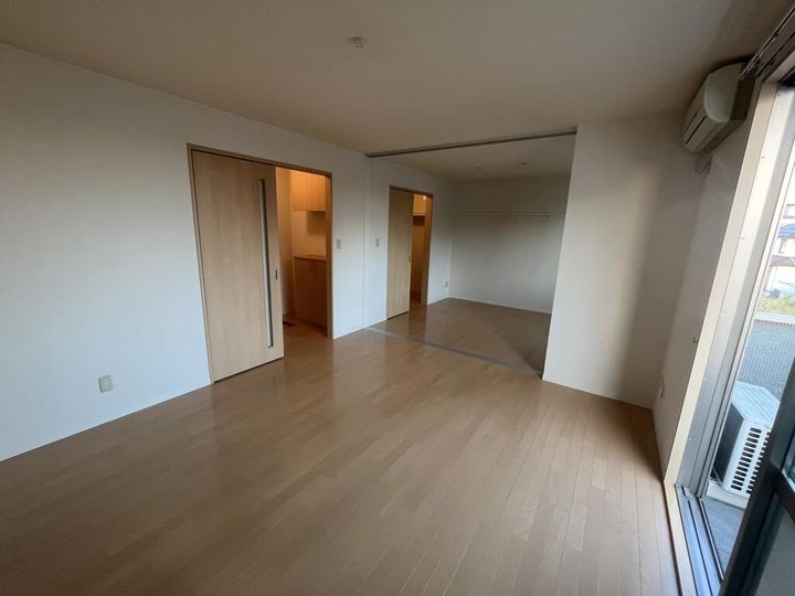 シャーメゾンMGの居間