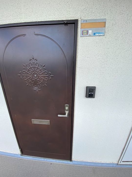 コーポポルスターの玄関