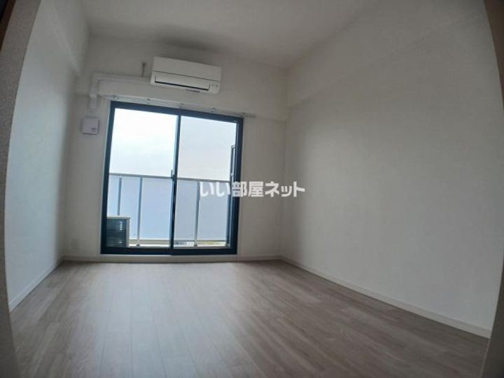 S-RESIDENCE堺浜寺broadの居間