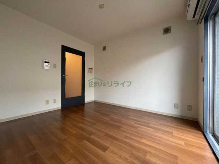 ロンスター三軒茶屋の居間