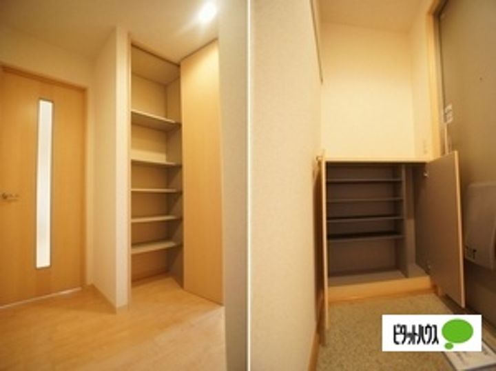 クレシェンテAの玄関