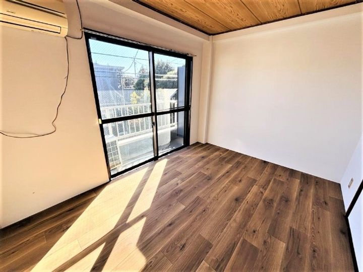 Navyハイツの居間