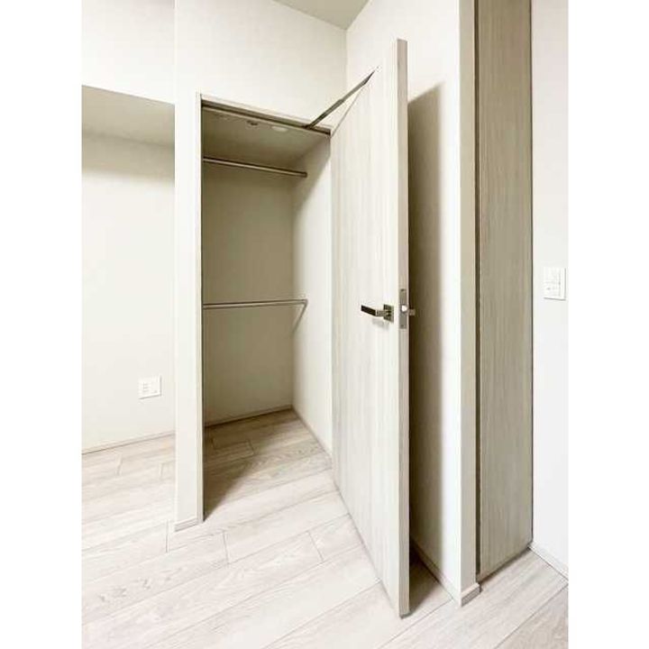 Brillia ist 新御徒町の内装