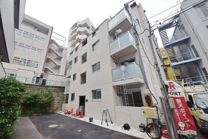 東京都新宿区揚場町(マンション)の賃貸物件の外観
