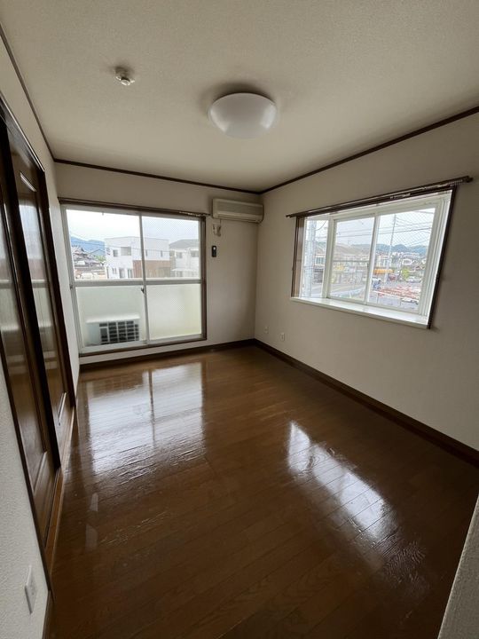 メゾン中津の居間