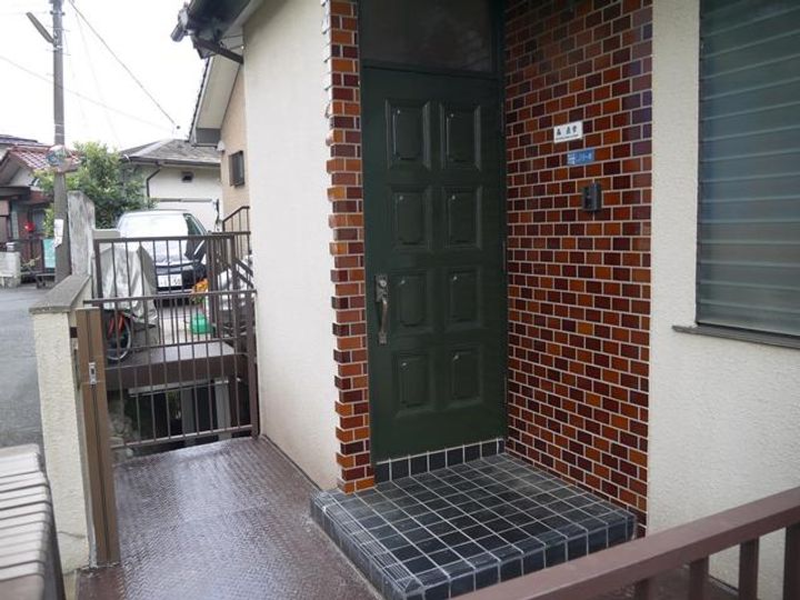 神奈川県川崎市麻生区王禅寺西7(一戸建)の賃貸物件の玄関