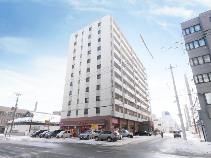 ASMACI MAISON 札幌大通東の外観