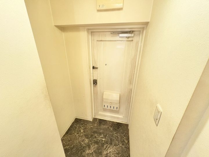 バッハレジデンス深井の玄関