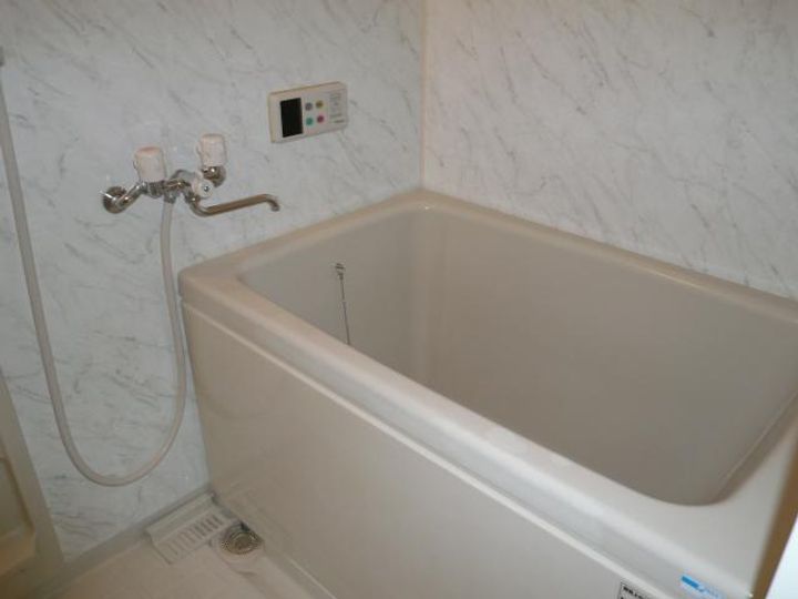 神奈川県平塚市寺田縄(アパート)の賃貸物件の風呂