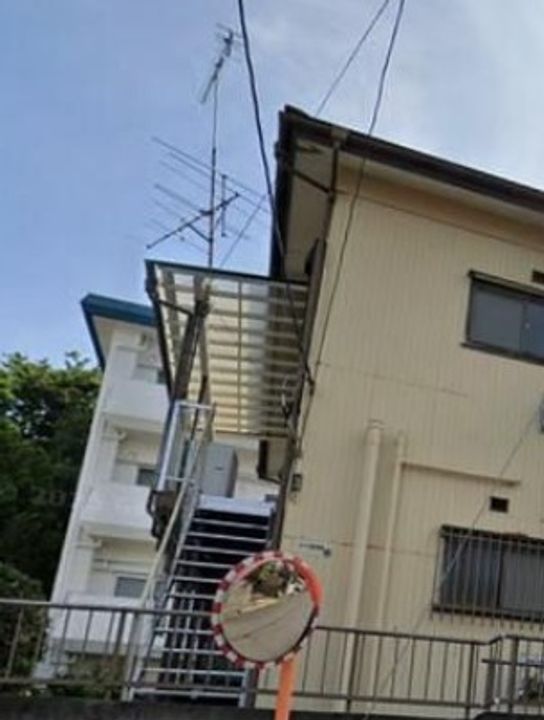 神奈川県横浜市金沢区富岡東3(アパート)の賃貸物件の地図