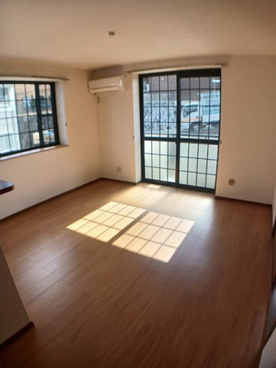 エルコートBの居間