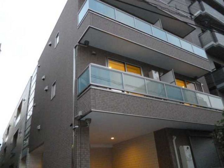 ラ・ヴィータの外観