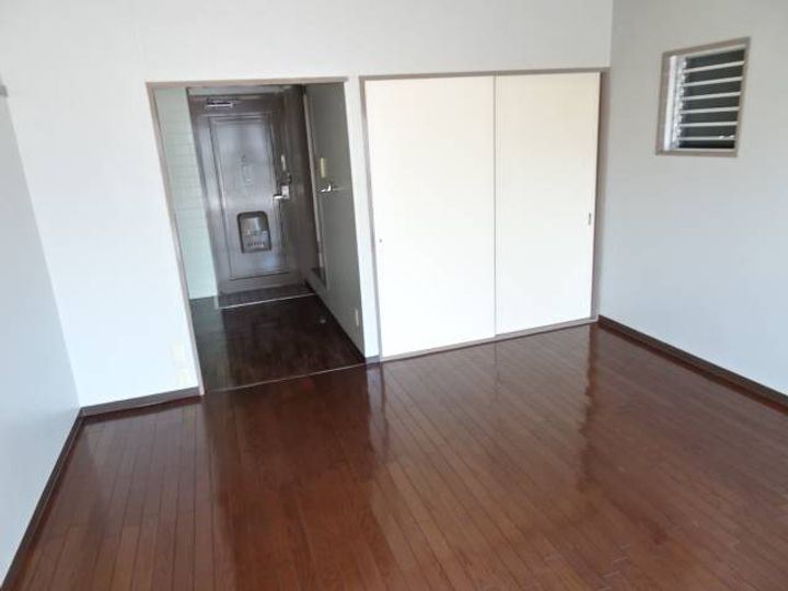 中央1丁目小堀マンションの居間