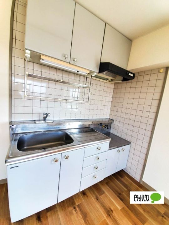高嶺ツインビルBのキッチン