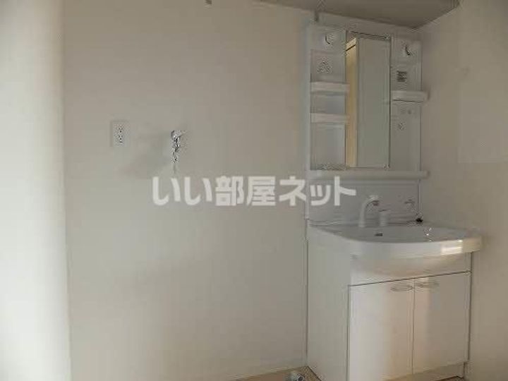 グランドメゾン水呑 B棟の内装