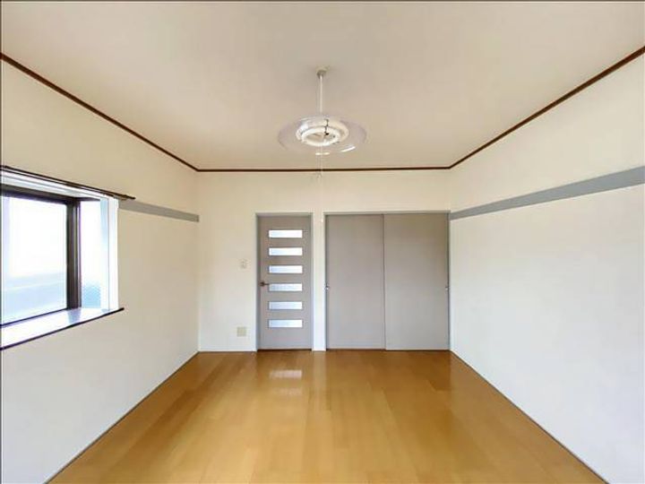 メゾンソレイユの居間