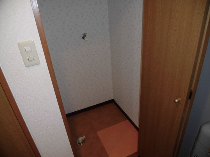 広島県呉市中央3(マンション)の賃貸物件の内装