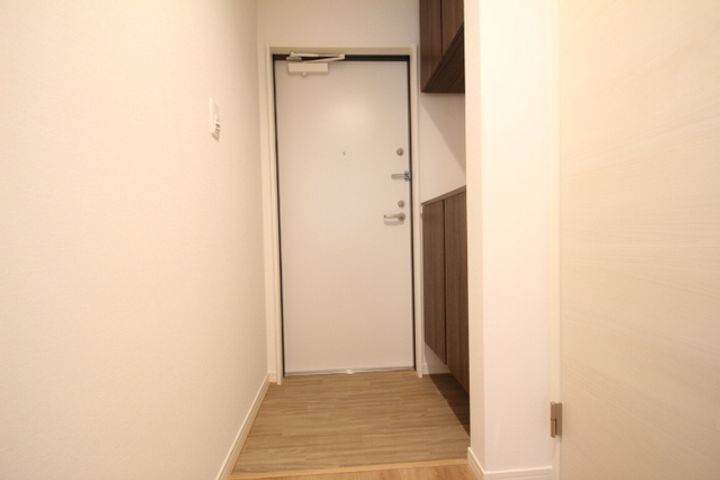 シンビ高須駅前Iの玄関