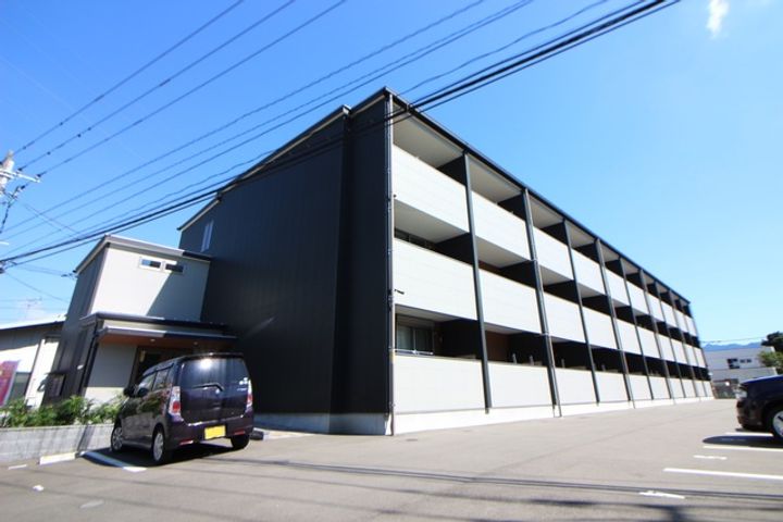 サニーヒル旗崎の外観