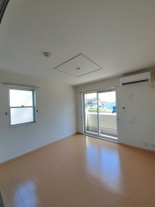 セトルYUUZAKIの居間