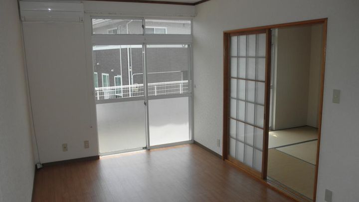 あべハイツの居間